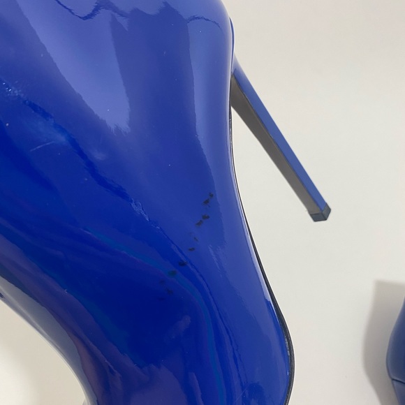 Gucci Electric Blue Patent Booties - Picture 11 of 11